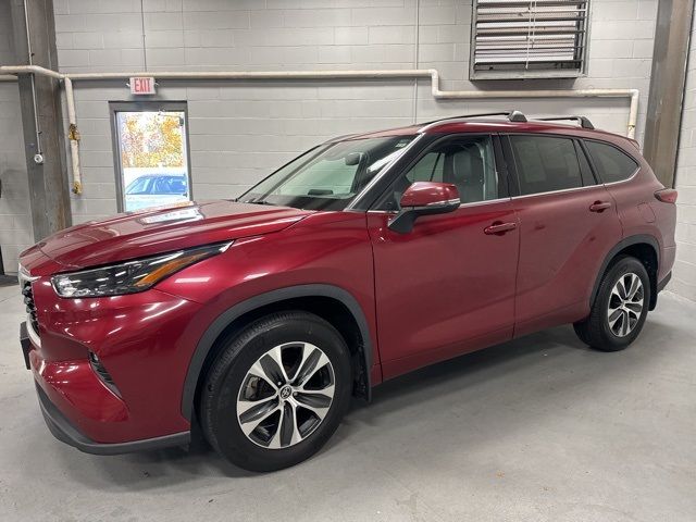 2022 Toyota Highlander XLE