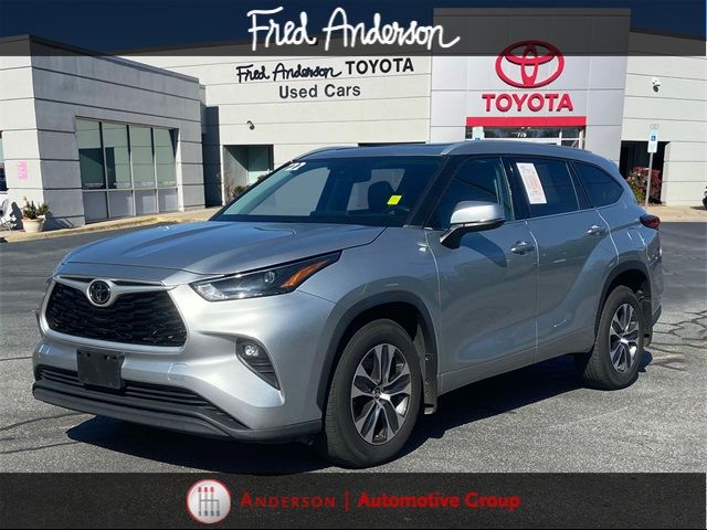 2022 Toyota Highlander XLE