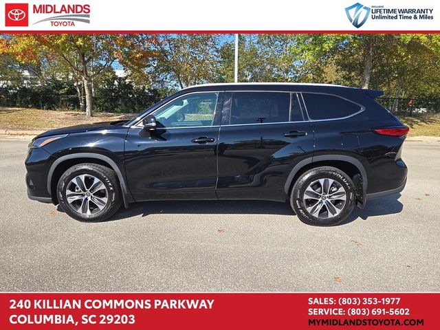 2022 Toyota Highlander XLE