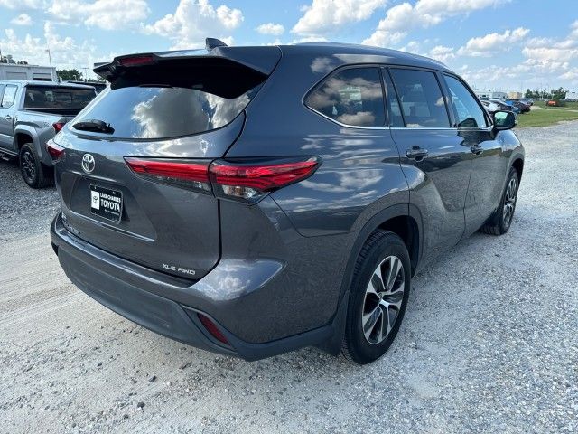 2022 Toyota Highlander XLE