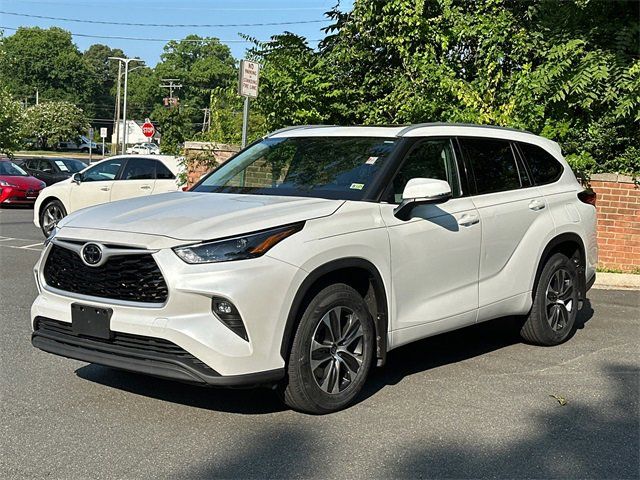 2022 Toyota Highlander XLE