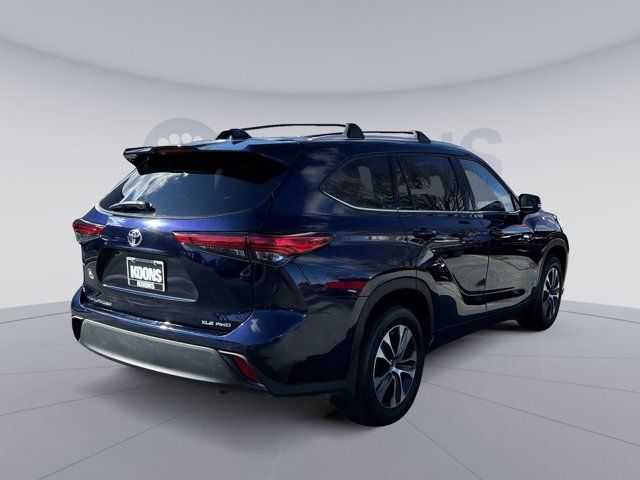 2022 Toyota Highlander XLE