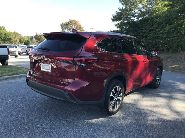 2022 Toyota Highlander XLE