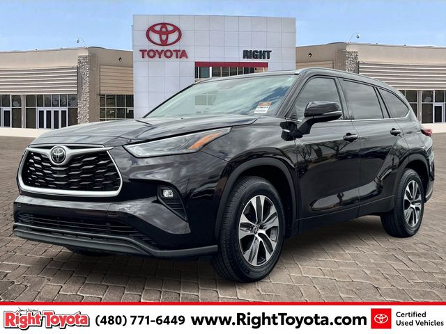 2022 Toyota Highlander XLE