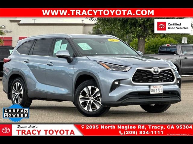 2022 Toyota Highlander XLE