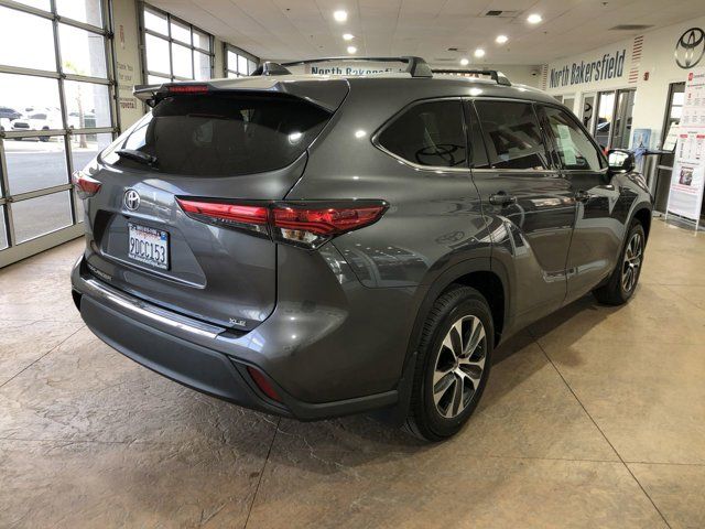 2022 Toyota Highlander XLE