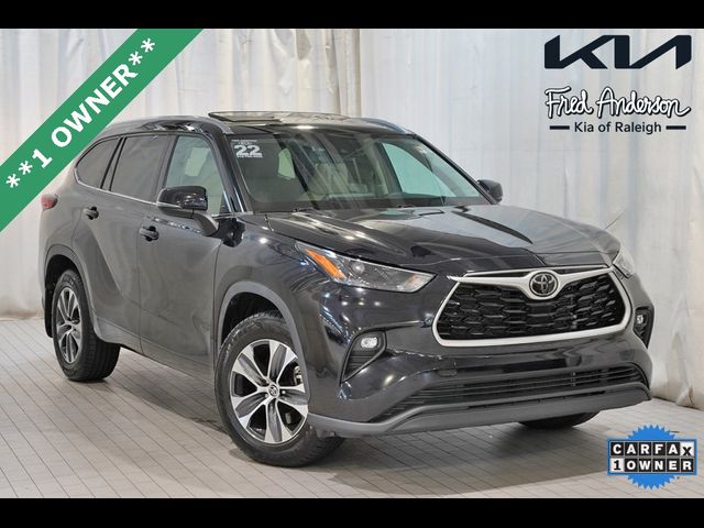 2022 Toyota Highlander XLE