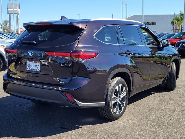 2022 Toyota Highlander XLE