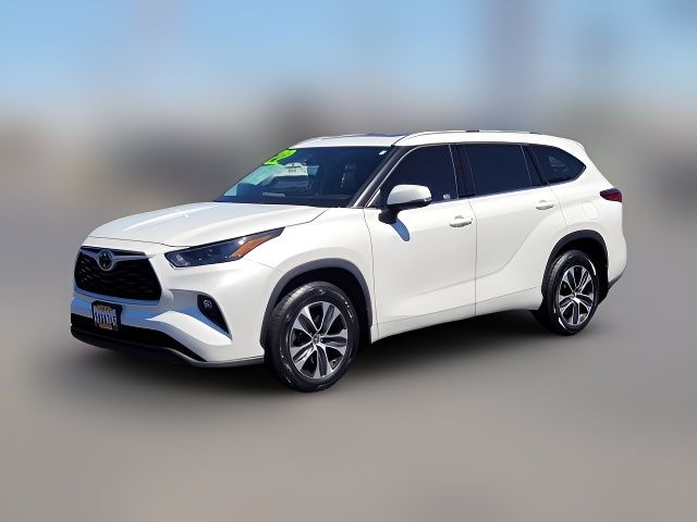 2022 Toyota Highlander XLE