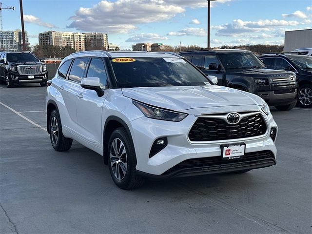 2022 Toyota Highlander XLE