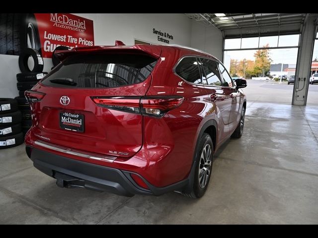 2022 Toyota Highlander XLE