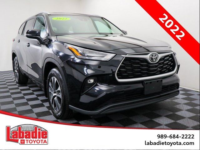 2022 Toyota Highlander XLE