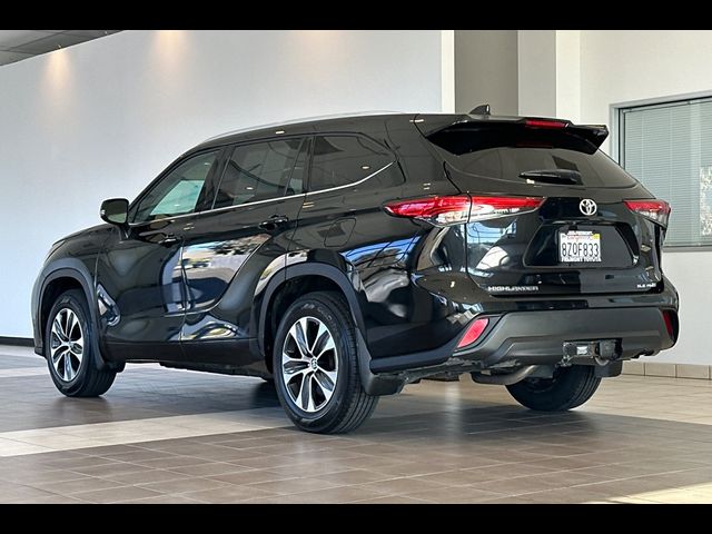 2022 Toyota Highlander XLE