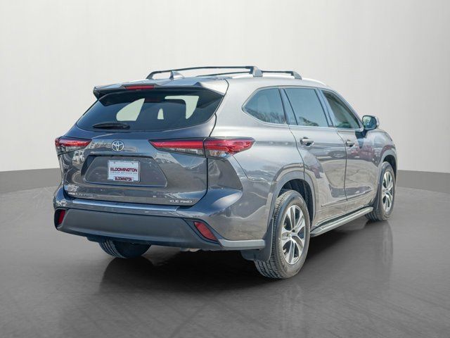 2022 Toyota Highlander XLE