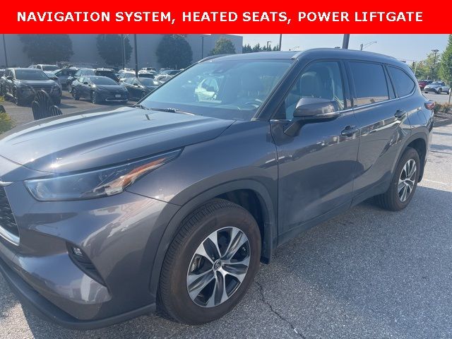 2022 Toyota Highlander XLE