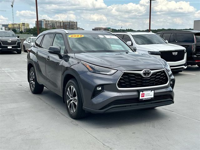2022 Toyota Highlander XLE