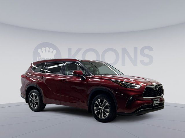 2022 Toyota Highlander XLE