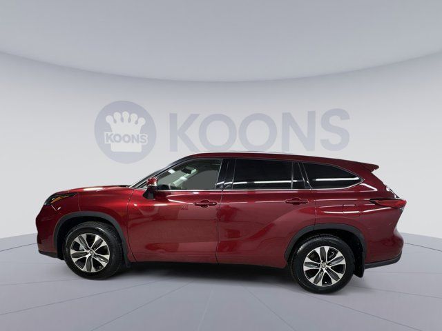2022 Toyota Highlander XLE