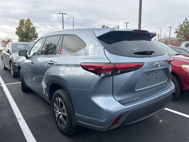 2022 Toyota Highlander XLE