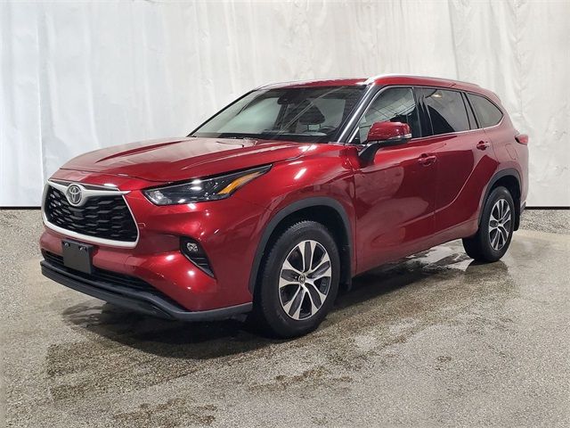 2022 Toyota Highlander XLE