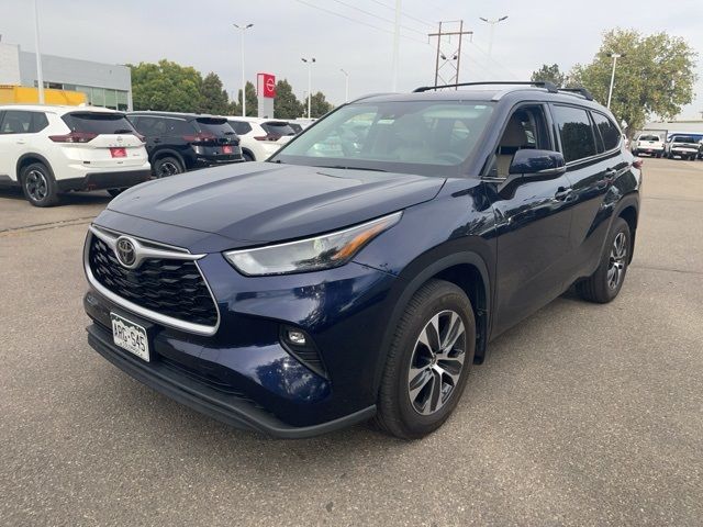 2022 Toyota Highlander XLE