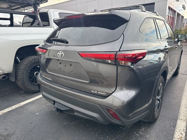 2022 Toyota Highlander XLE