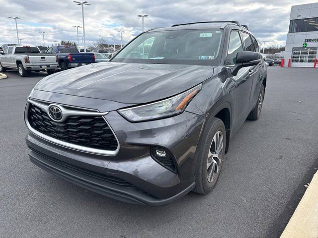 2022 Toyota Highlander XLE