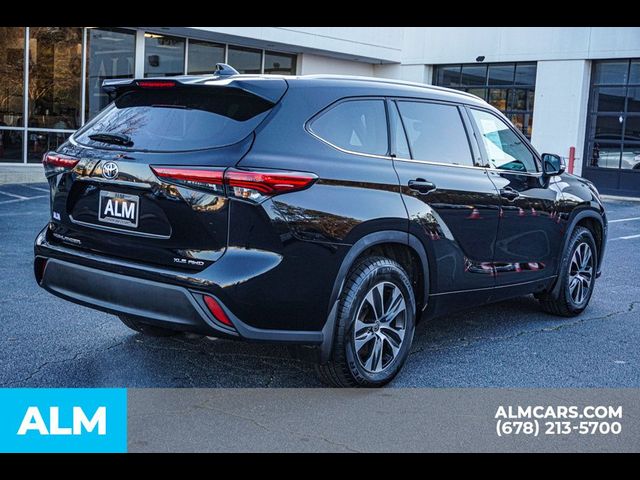 2022 Toyota Highlander XLE