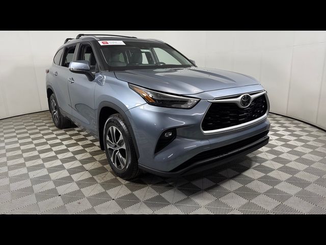 2022 Toyota Highlander XLE