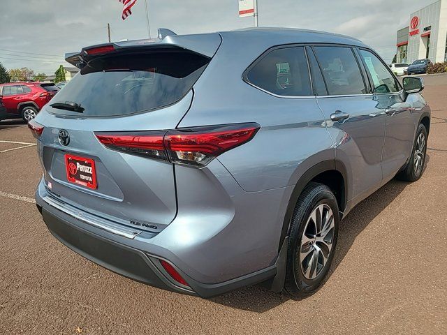 2022 Toyota Highlander XLE