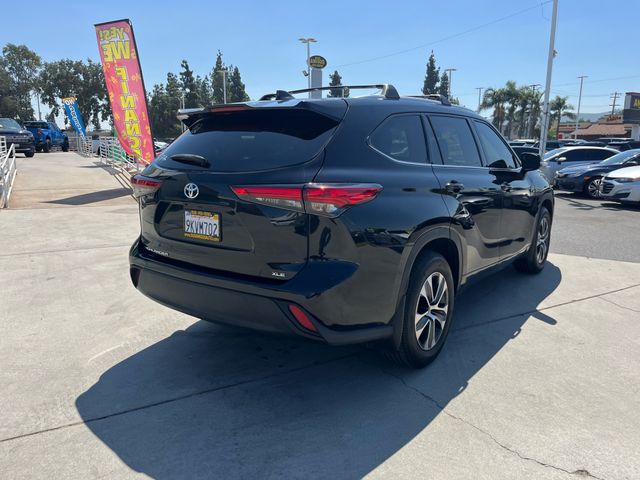 2022 Toyota Highlander XLE