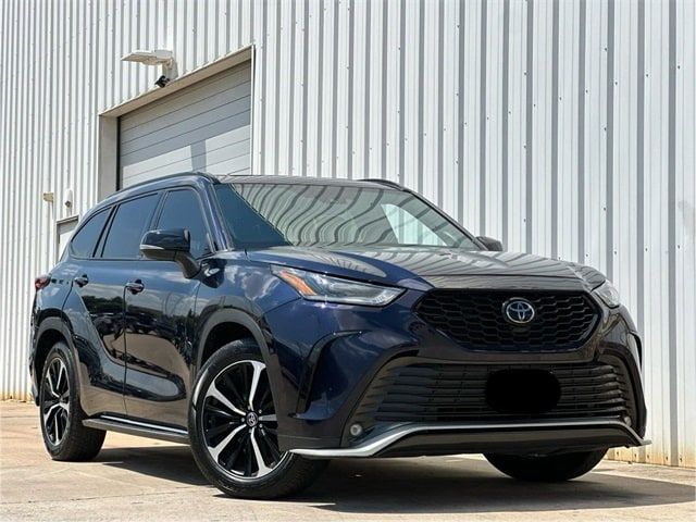 2022 Toyota Highlander XSE