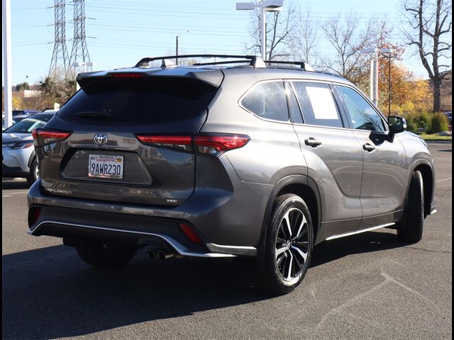 2022 Toyota Highlander XSE