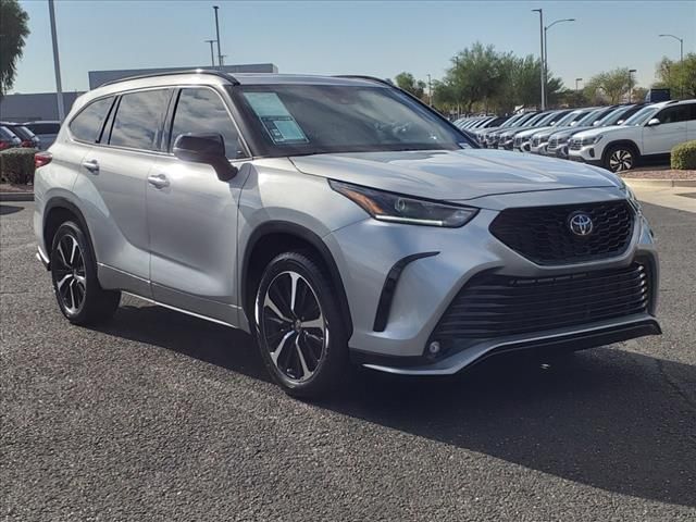 2022 Toyota Highlander XSE