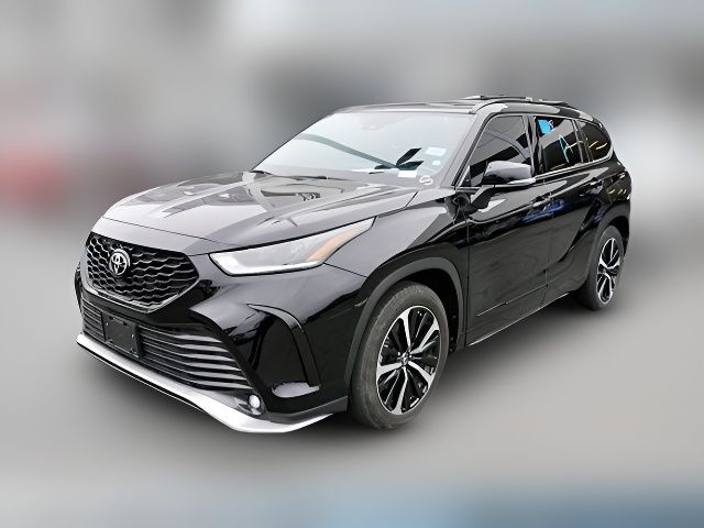 2022 Toyota Highlander XSE