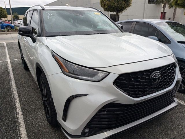 2022 Toyota Highlander XSE