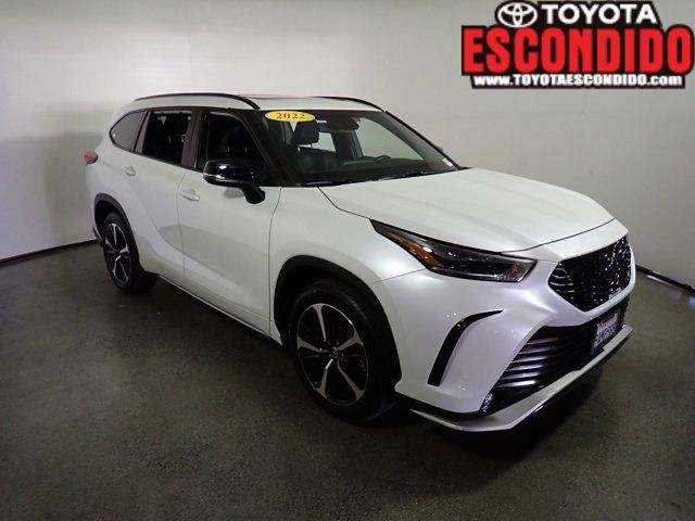 2022 Toyota Highlander XSE