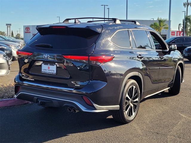 2022 Toyota Highlander XSE