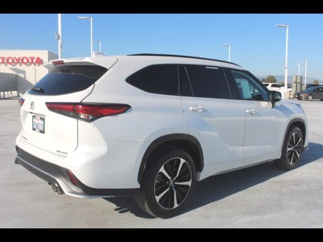 2022 Toyota Highlander XSE