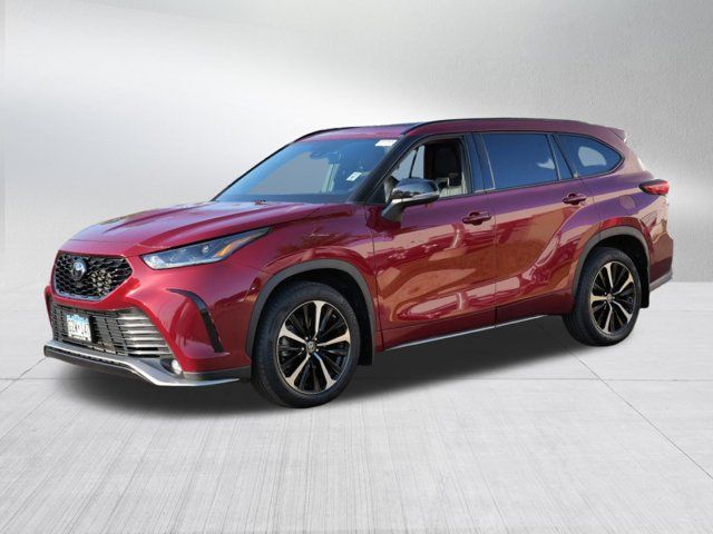 2022 Toyota Highlander XSE