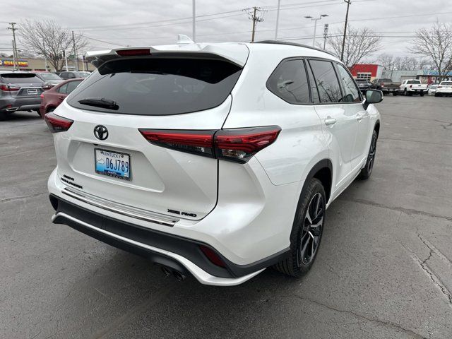 2022 Toyota Highlander XSE