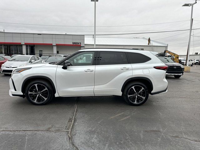 2022 Toyota Highlander XSE