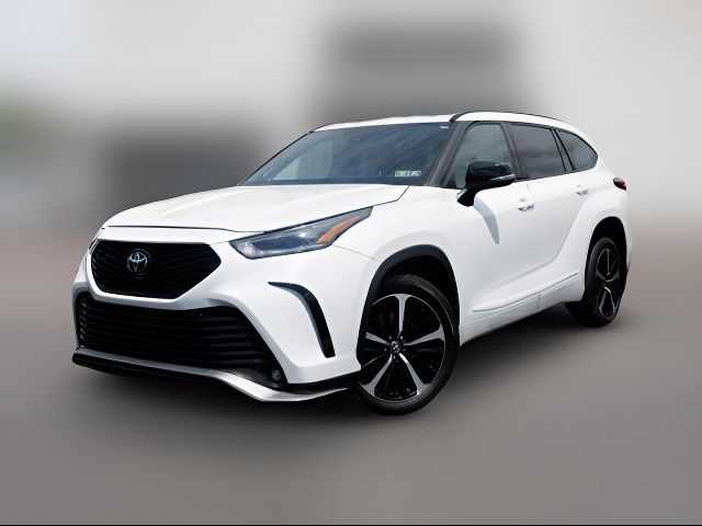 2022 Toyota Highlander XSE