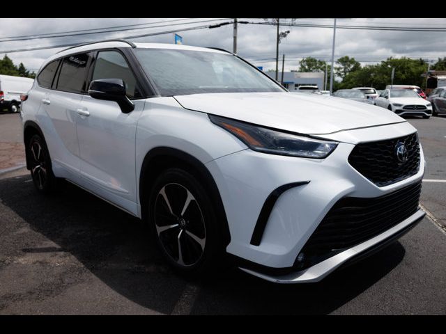 2022 Toyota Highlander XSE