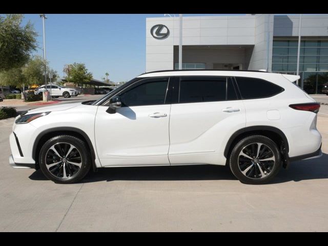 2022 Toyota Highlander XSE