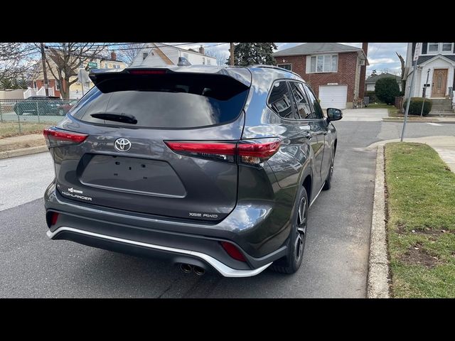 2022 Toyota Highlander XSE