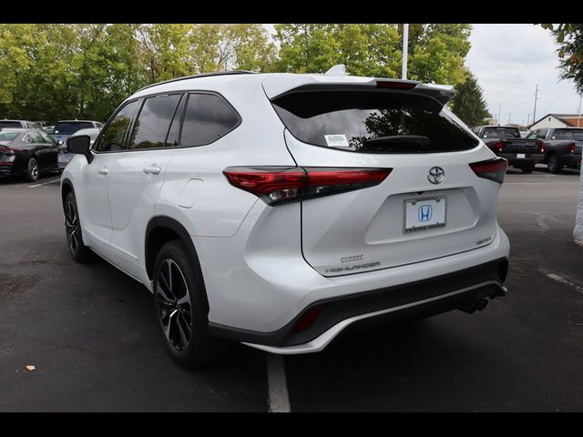 2022 Toyota Highlander XSE