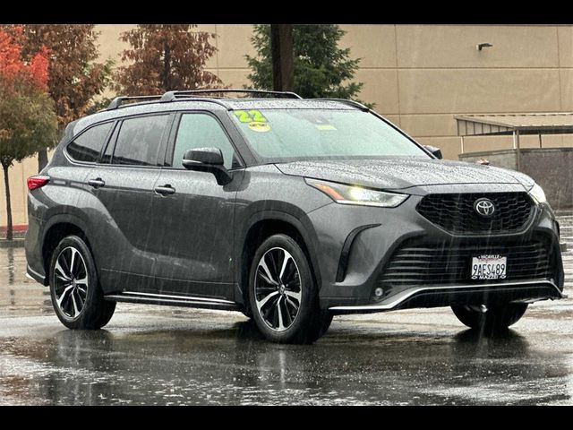 2022 Toyota Highlander XSE