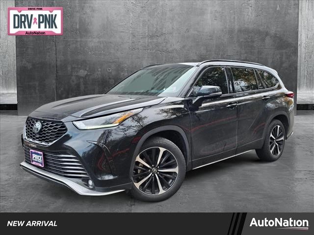 2022 Toyota Highlander XSE