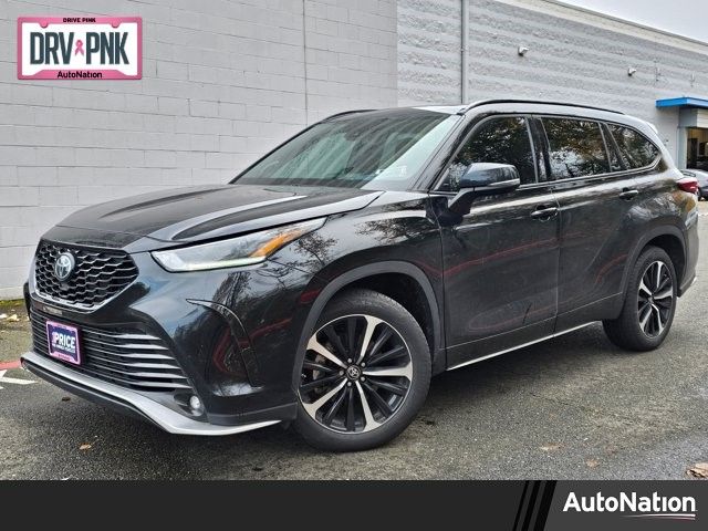 2022 Toyota Highlander XSE